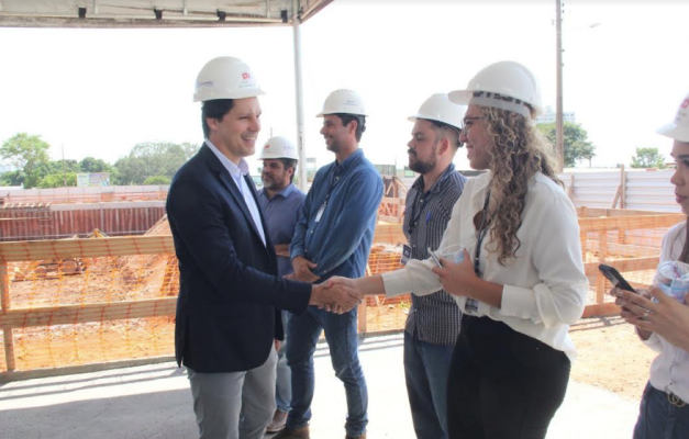 Daniel Vilela visita obras do novo fórum de Aparecida de Goiânia