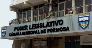 Prefeito de Formosa vetará PL que concede aumento de salário a vereadores e prefeito