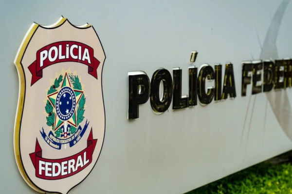 Operação da PF mira grupo suspeito de tráfico de armas em Goiás