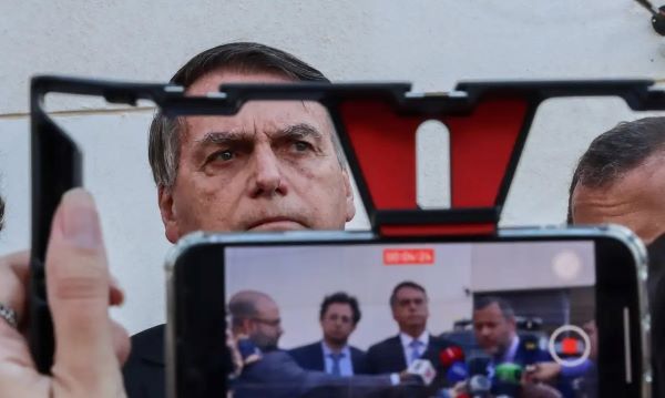 Bolsonaro “planejou, atuou e liderou” tentativa de golpe de Estado, diz PF em relatório final