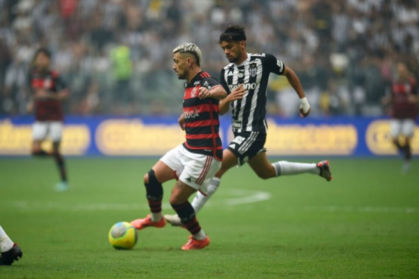 Flamengo supera Atlético-MG em MG e conquista penta da Copa do Brasil