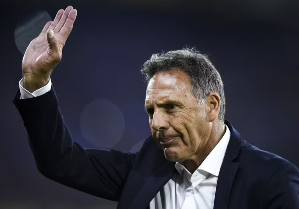 Futebol argentino se despede de Miguel Ángel Russo, campeão da Libertadores 2007 pelo Boca Juniors