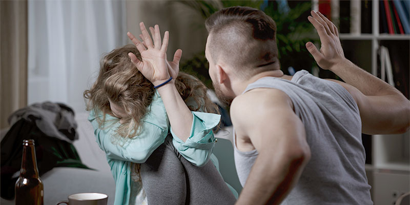 CASAL SAI LESIONADOS APÓS TROCA DE AGRESSÃO NO SETOR PAMPULHA EM FORMOSA.