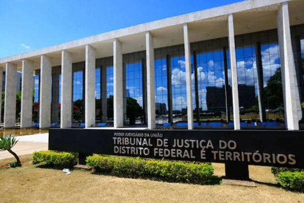 Advogado que denunciou bebê como “agressor contumaz” é condenado no DF