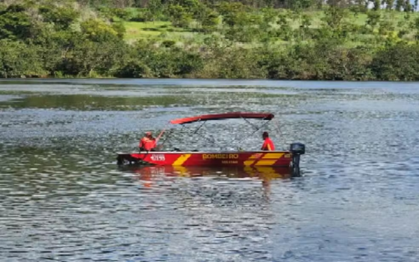 Pescador desaparece após entrar em rio