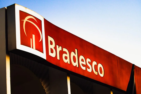 “Bancões” fecham 2,3 mil agências em 2025. Bradesco lidera o ranking