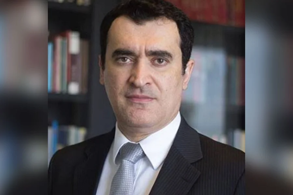 USP oficializa demissão de professor acusado de assédio contra alunos